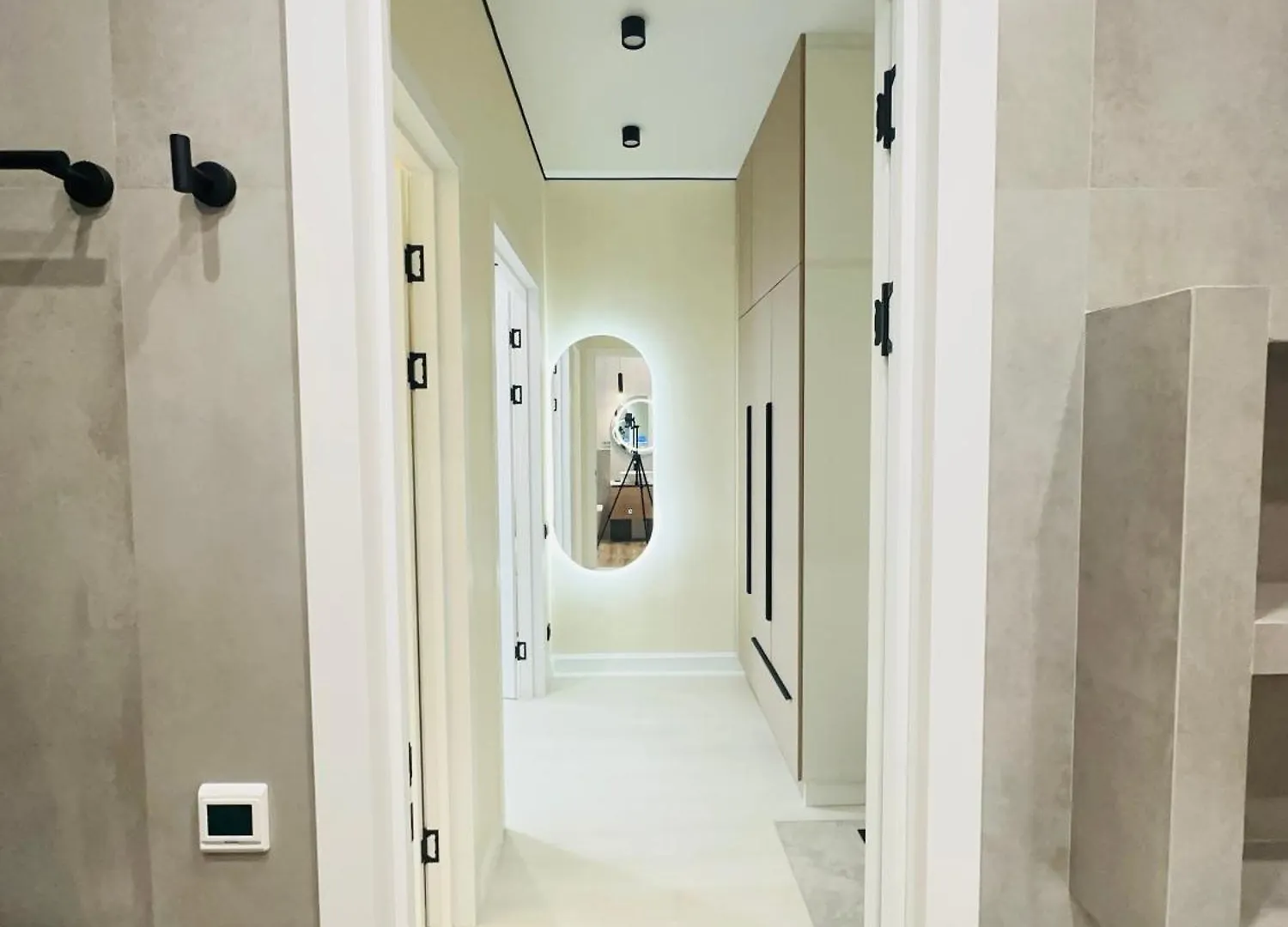Shabyt One-Room Apartment With Stylish Renovation Nur-Sultan  Nur-Sultan (Astana)