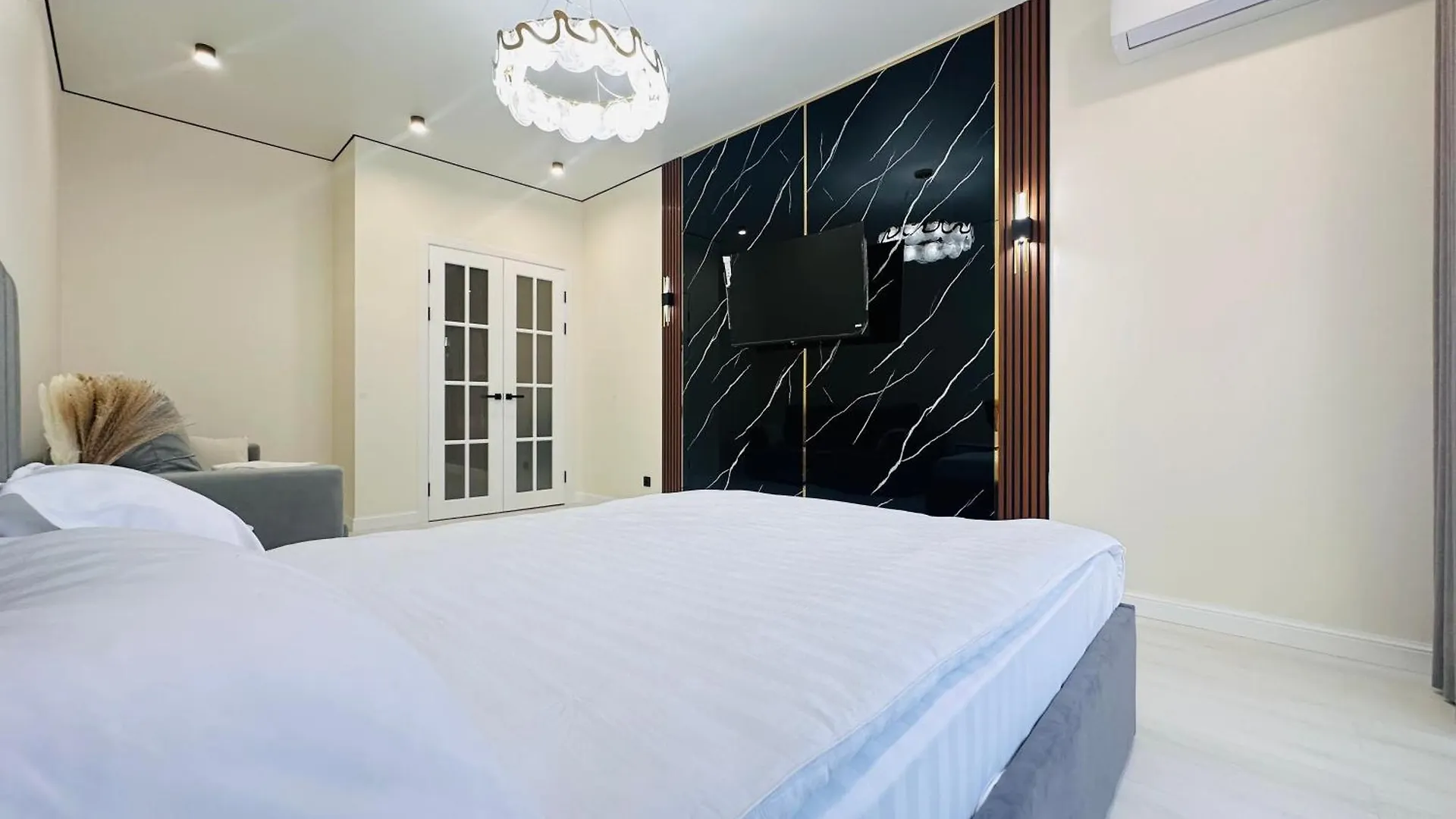Shabyt One-Room Apartment With Stylish Renovation Nur-Sultan  Kazakhstan